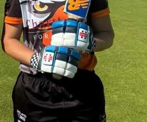 Sterkte, Alexa Collins, by o/19 Dameskriekettoernooi!