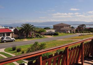 6-Bedroom Sea View Home for Sale in De Kelders