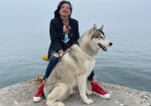 Meet Dee de Kock: A Creative Force at Greyton Art Walk!