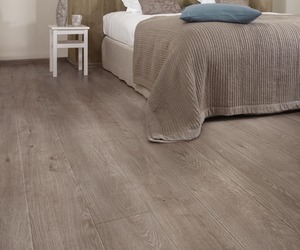 Budget-Friendly Seamless Wood Range