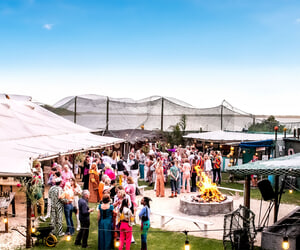 January 2025 Calendar and Booking Info