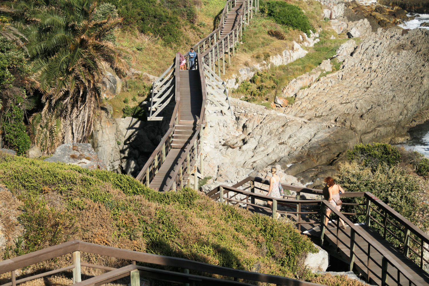 hermanus-about-image-2-cliff-path