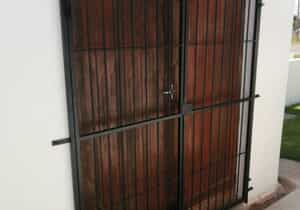 Custom Steel Solutions: Bredasdorp Double Safety Gate by MBC Herstelwe