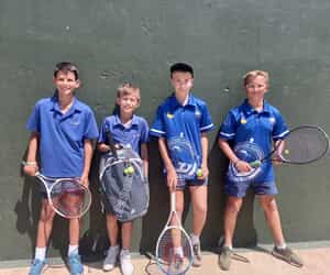 Tennis vs Rûens Kollege