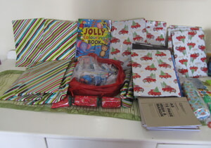 Blink ogies oor geskenkpakkies