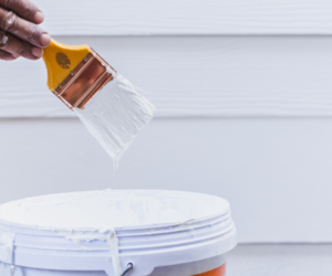 How to Achieve a Flawless Finish with Wood Paint