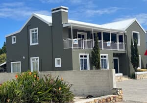 Savanna Shade with Top Paints in Hermanus