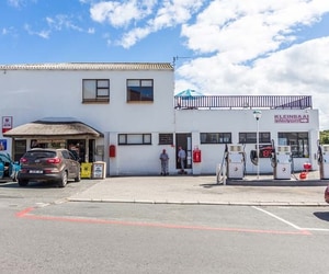 Vacancy: Shop Assistant