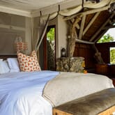 Mosaic Luxury Lagoon View Suite - Mosaic Lagoon Lodge - Xplorio™ Stanford