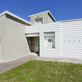 Stanford’s Cove Villa Exterior - Sea Rose Collection - Xplorio™ Gansbaai