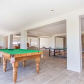 Stanford’s Cove Villa Entertainment Area - Sea Rose Collection - Xplorio™ Gansbaai