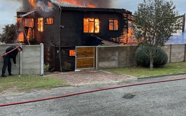 WhatsApp_Image_2025_05_05_at_11.06.53_ed347af6_1747727231