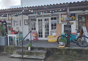 Live Piano at Coffee @ The Well