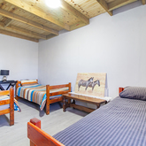 Second Bedroom Downstairs - Grown-Ups Getaway Guest House - Xplorio™ Greyton / Genadendal