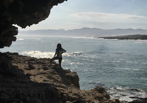 Discover De Kelders - Stay at Calamari and Explore Duiwelsgat Trail