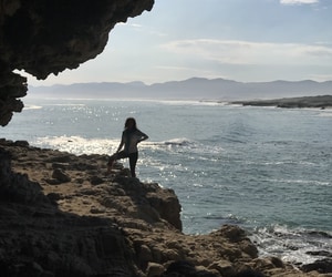 Discover De Kelders - Stay at Calamari and Explore Duiwelsgat Trail