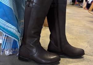 Stay Warm and Stylish This Winter!