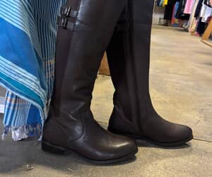 Stay Warm and Stylish This Winter!