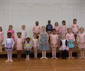 Kanadese Ballerina Inspireer Gansbaai Dansertjies