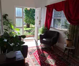 Spacious 4-Bedroom Self-Catering Farmhouse for 8