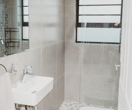 Bathroom_3__1752615077