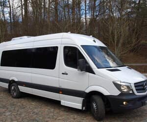 Travel in Comfort and Style: Your Local Event Transport Solution