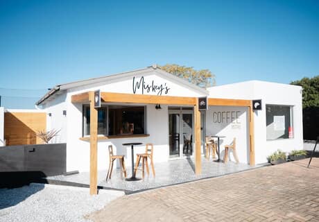 Nampo Coffee Break with Kids’ Playground and Fresh Treats