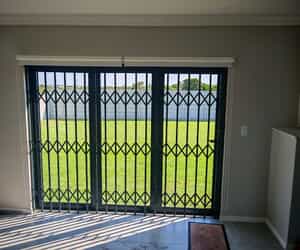 ALU-X-DOR XPANDA Gates and Roller Blinds Installation in Kleinbaai