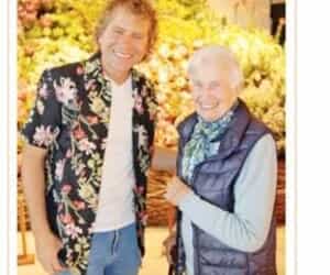 Stanford Welcomes Chelsea Flower Exhibit