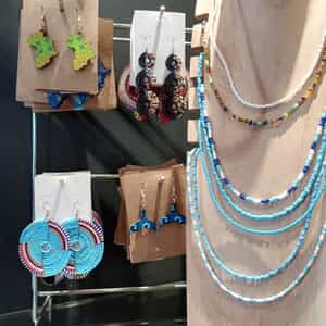 Local_handmade_1758005618