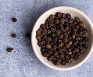 Black Pepper Essential Oil (Piper nigrum)