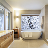 Garden Room Bathroom - Crayfish Lodge Sea & Country Guest House - Xplorio™ Gansbaai