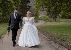 Hemel-en-Aarde Valley Wedding Photography and Bridal Makeup