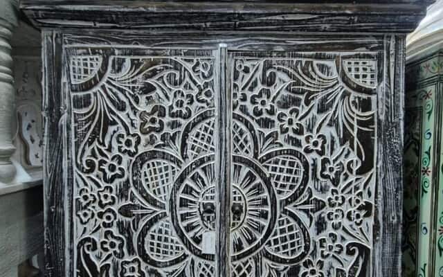 Unique wooden cabinet at Koekeloer