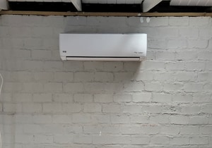 Jet-Air 18 000 BTU Inverter Installation in Struisbaai