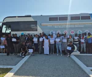 Residents Embrace Free Tech Training via Mobile eCentre Bus