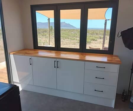 Kitchen_in_tiny_home_1769334011