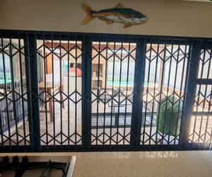 Alu-T-Pro Slam Lock Gate Installed in Franskraal