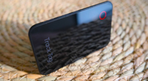 D-Card 2.0 The Slim Smart Tracker That Goes Everywhere