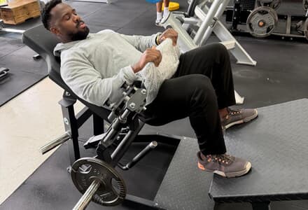 Hip Thrust Machine