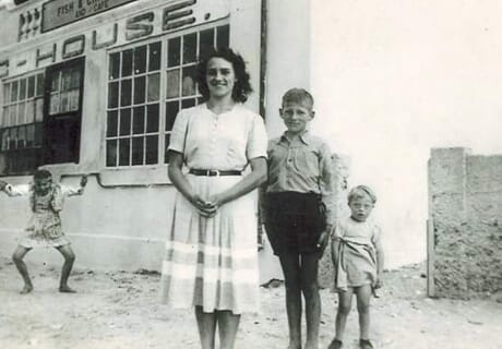 Historic Gansbaai Boarding House Photo from the 1940s