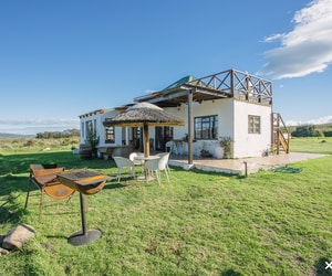Light Cottage Available This Long Weekend