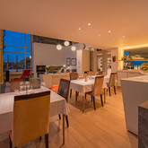 Dining Area - Crayfish Lodge Sea & Country Guest House - Xplorio™ Gansbaai