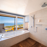 Suite 1 - Crayfish Lodge Sea & Country Guest House - Xplorio™ Gansbaai