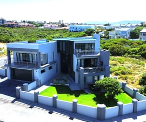 R6,495,000: Double-Storey House for Sale in De Kelders