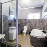 Bathroom - Mattanja - Assisted Living for the Elderly - Xplorio™ Gansbaai