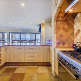Kitchen - Whale Waters Self Catering Lodge - Xplorio™ Gansbaai