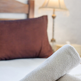 Princeview Second Bedroom - Kingsview Guesthouse - Xplorio™ Gansbaai