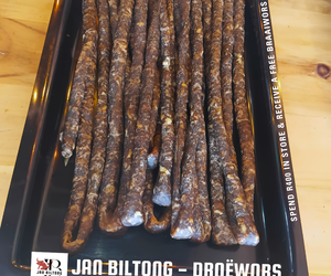 UP-2-TASTE DROËWORS!