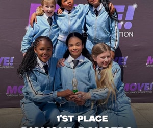 Lia en die Diamond Dancers skitter!